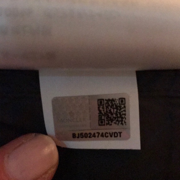 SOLD - Women’s Moncler Jacket - size 2 - Picture 4 of 8